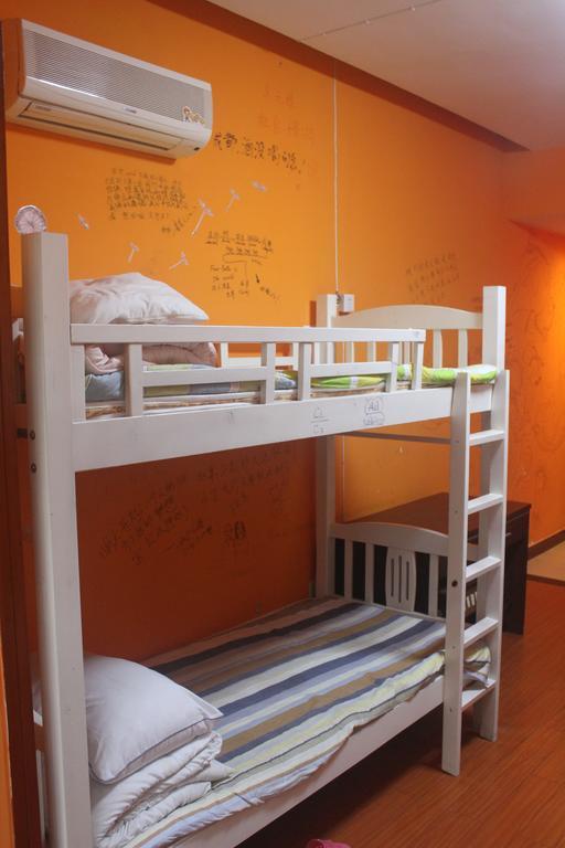 Dengba Hostel Chengdu Branch Rum bild