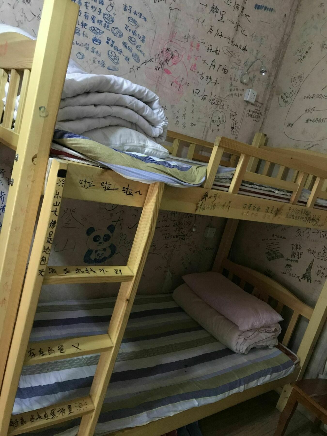 Dengba Hostel Chengdu Branch Exteriör bild