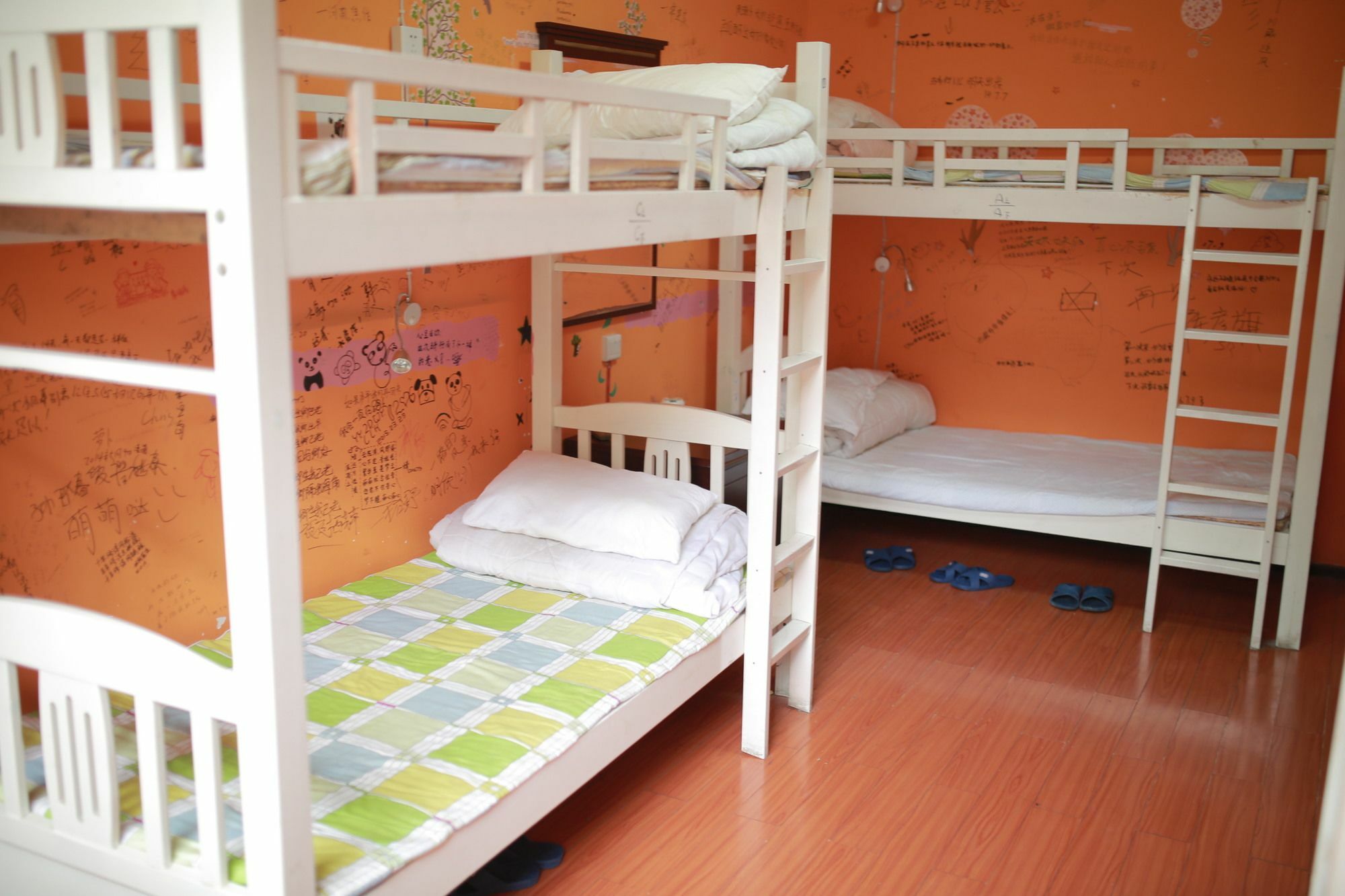 Dengba Hostel Chengdu Branch Exteriör bild